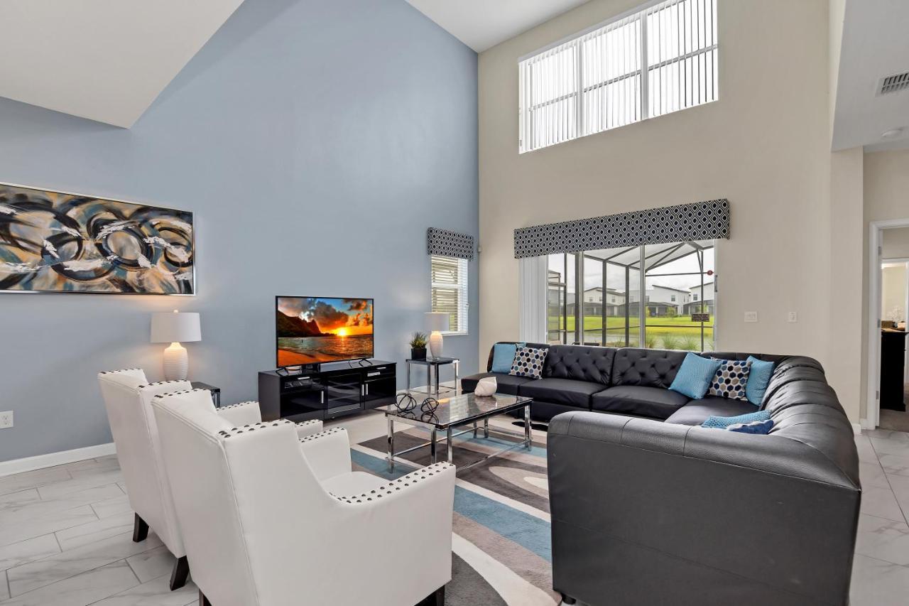 Lakeview With Private Pool And Free Water Park -10mins From Disney- Holiday home *