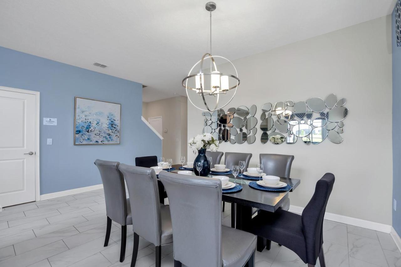 Lakeview With Private Pool And Free Water Park -10mins From Disney- Holiday home Kissimmee