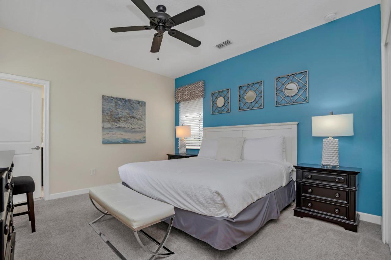 Lakeview With Private Pool And Free Water Park -10mins From Disney- Holiday home Kissimmee