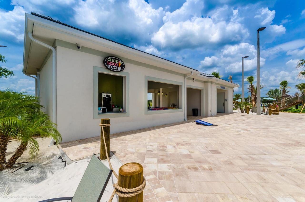 Lakeview With Private Pool And Free Water Park -10mins From Disney- Holiday home