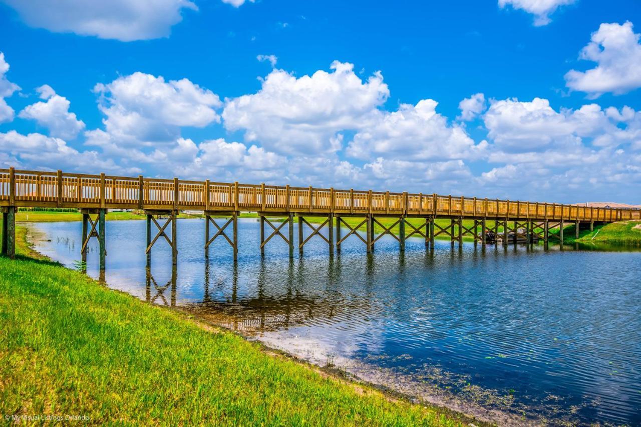Lakeview With Private Pool And Free Water Park -10mins From Disney- Holiday home *