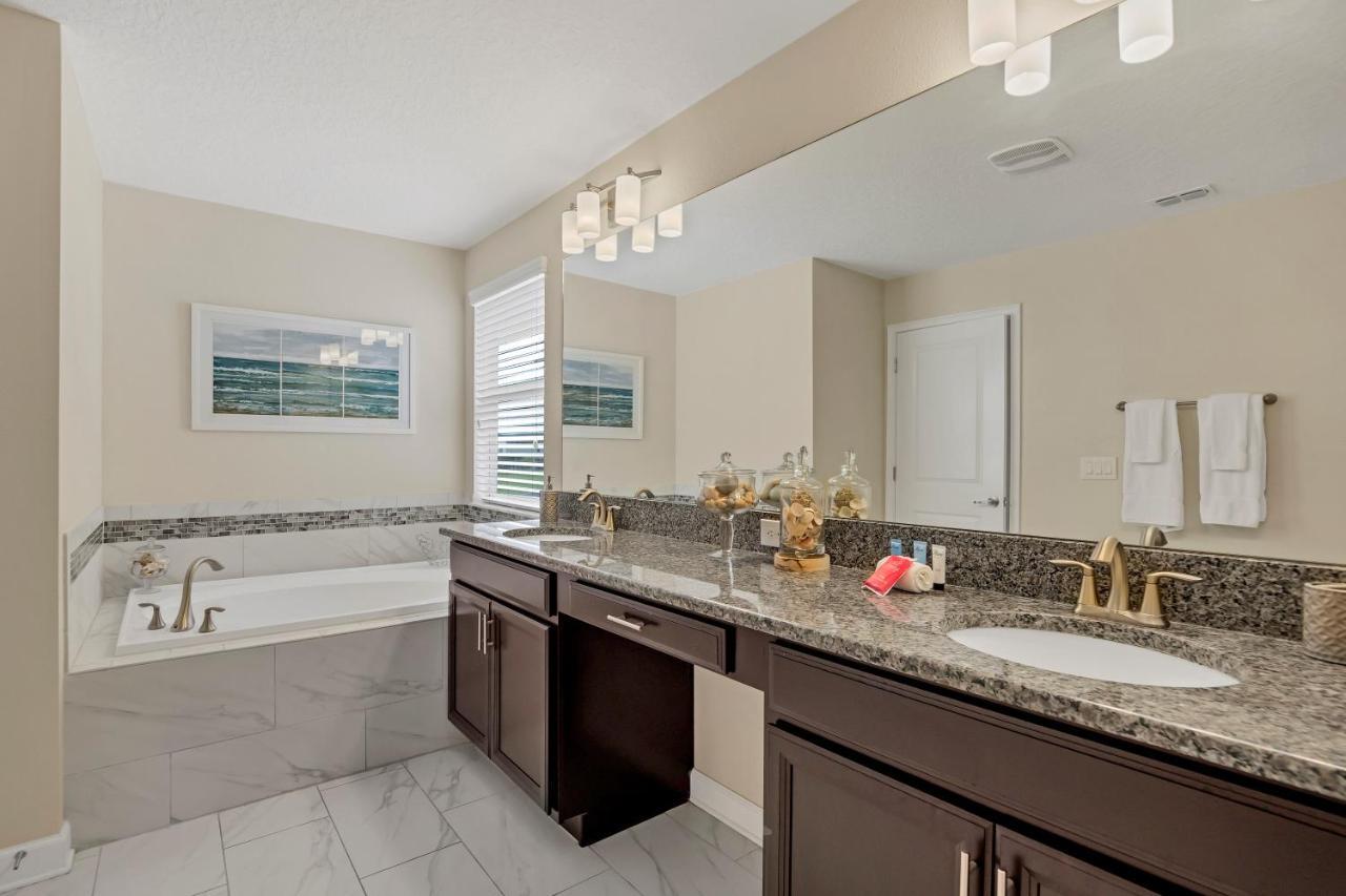 Holiday home Lakeview With Private Pool And Free Water Park -10mins From Disney-