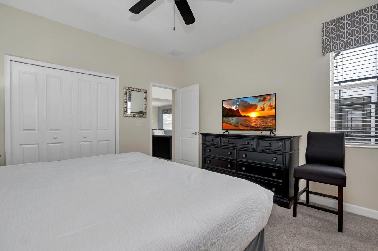 Lakeview With Private Pool And Free Water Park -10mins From Disney- *